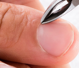 nagelhautpflege
